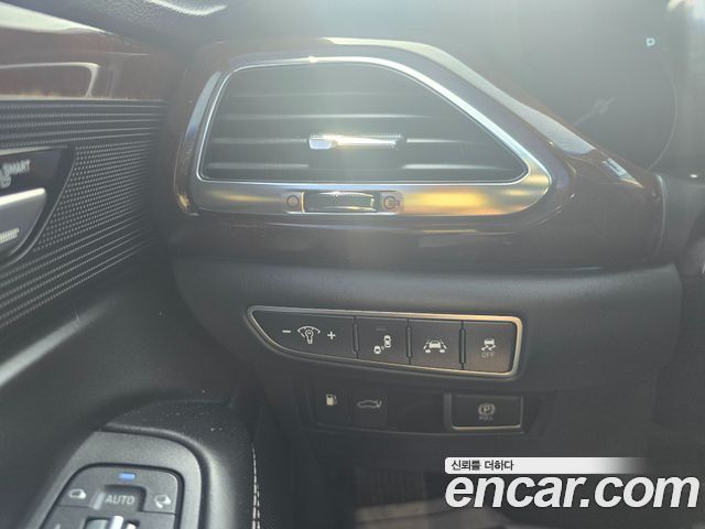 Genesis EQ900 2017 — photo 11