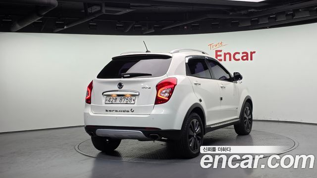 KG Mobility KORANDO 2015 — photo 2