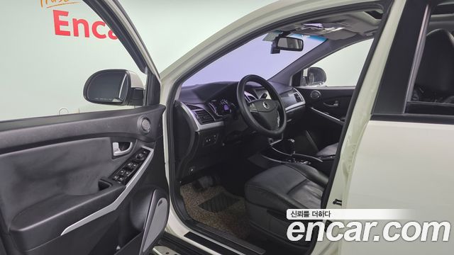 KG Mobility KORANDO 2015 — photo 10