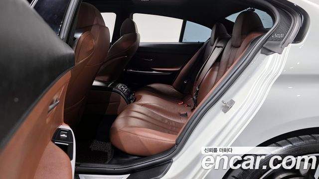 BMW 6-Series 2014 — photo 12