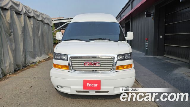 GMC Savana 2020 — photo 3