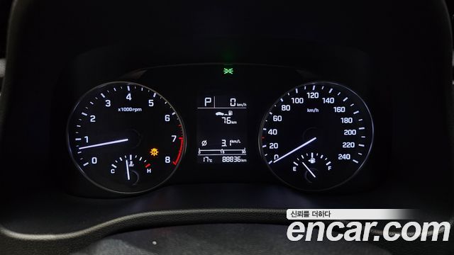 Hyundai AVANTE 2016 — photo 8