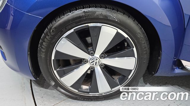 Volkswagen Beatle 2013 — photo 5
