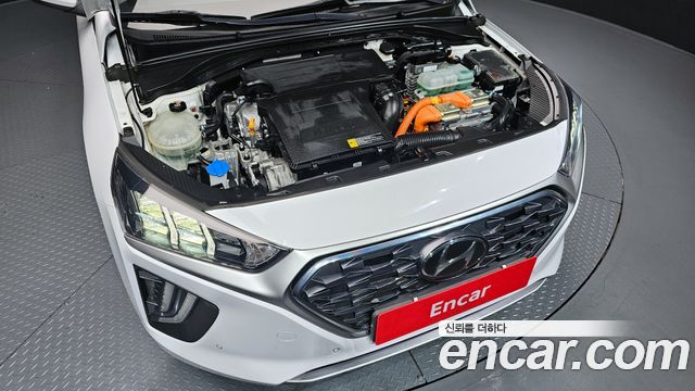 Hyundai Ioniq 2020 — photo 6