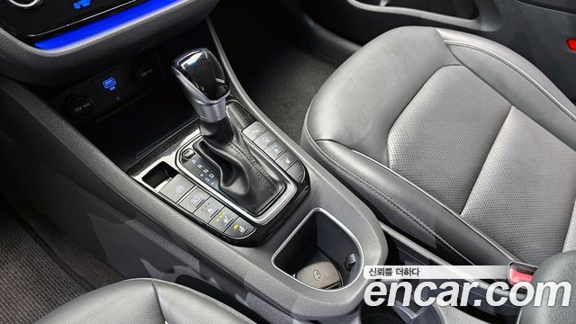 Hyundai Ioniq 2020 — photo 9