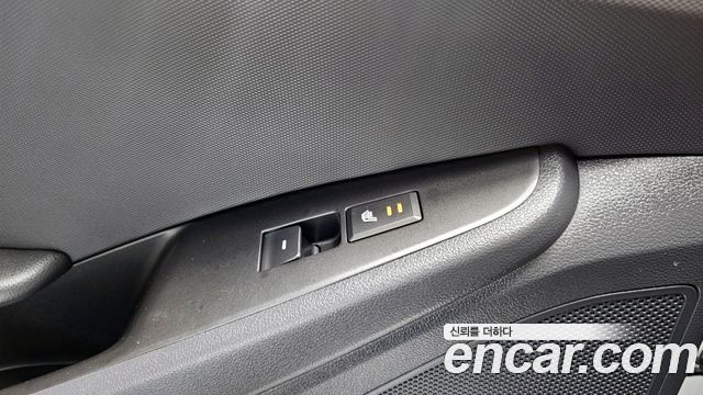 Hyundai Ioniq 2020 — photo 18