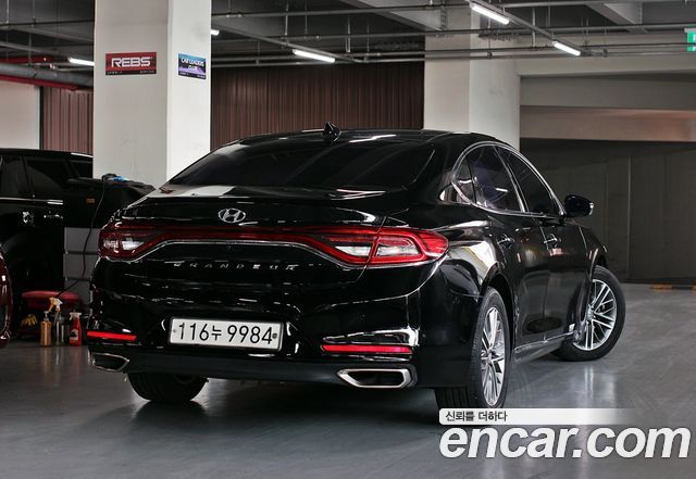 Hyundai Grandeur 2018 — photo 2
