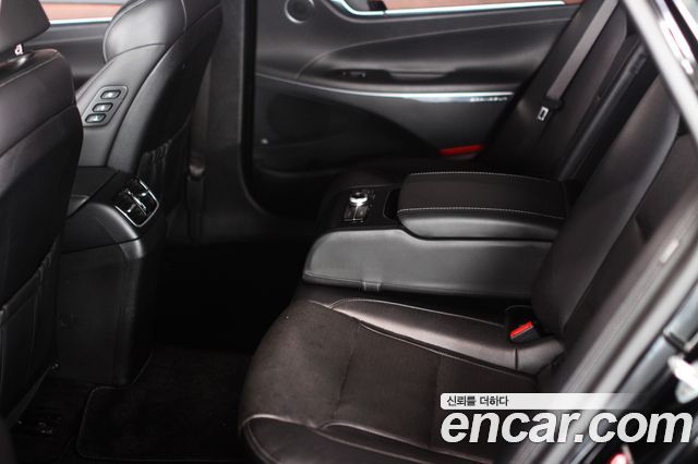 Hyundai Grandeur 2018 — photo 16