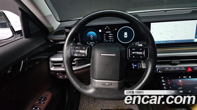 Hyundai Grandeur 2023 — photo 13