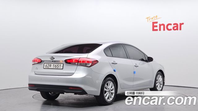 Kia K3 2017 — photo 2