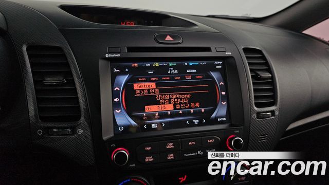 Kia K3 2017 — photo 16