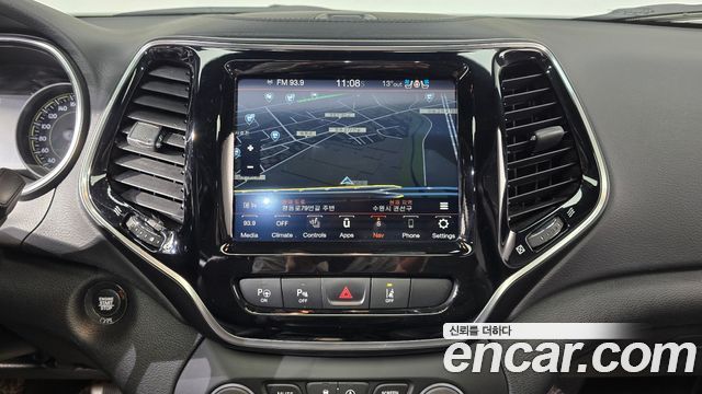Jeep Cherokee 2021 — photo 14