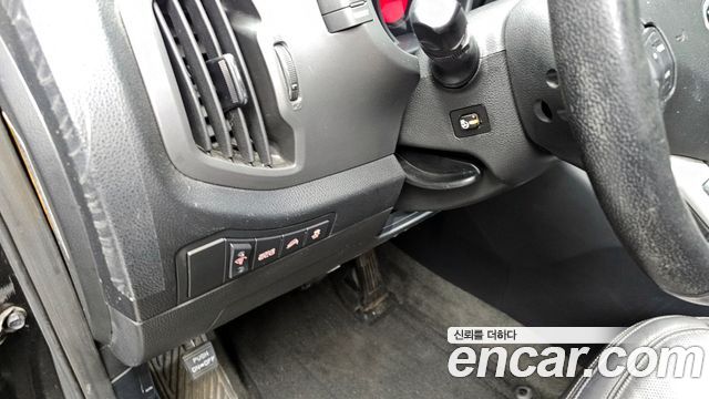 Kia Sportage 2012 — photo 17