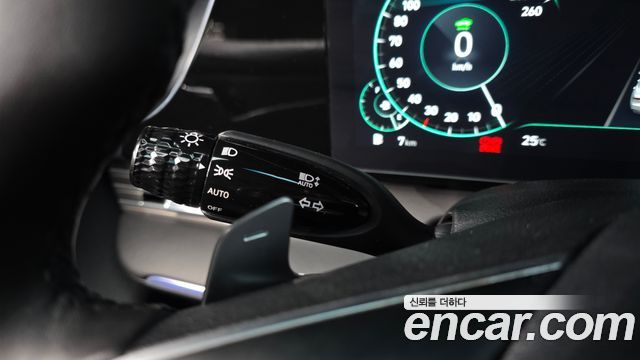 Hyundai Grandeur 2022 — photo 9