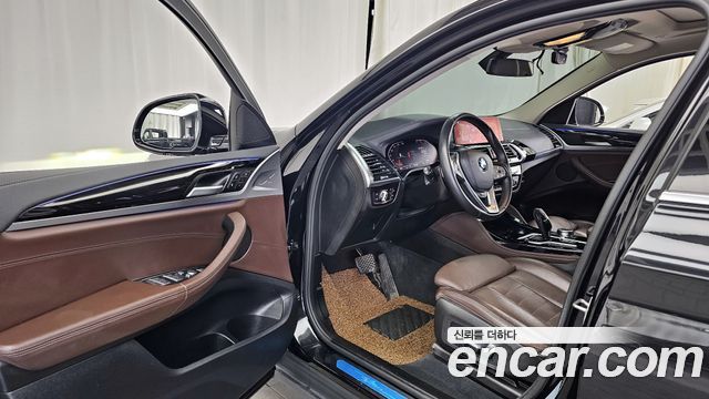 BMW X4 2021 — photo 10