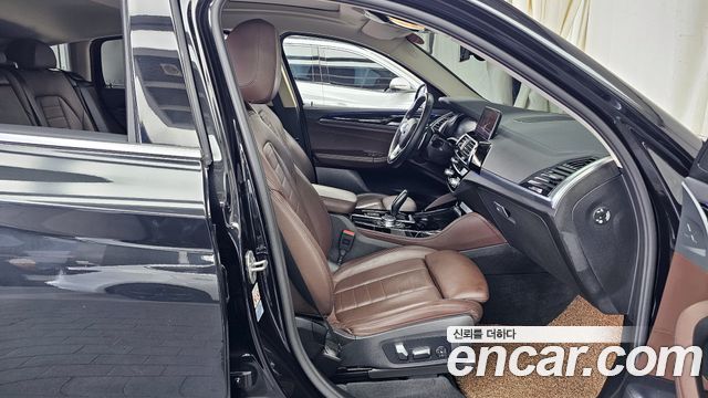 BMW X4 2021 — photo 11