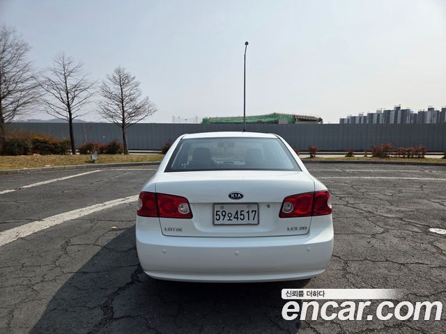 Kia LOTZE 2007 — photo 5