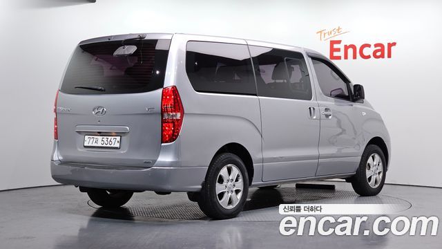 Hyundai Starex 2016 — photo 2