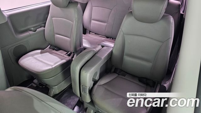 Hyundai Starex 2016 — photo 16