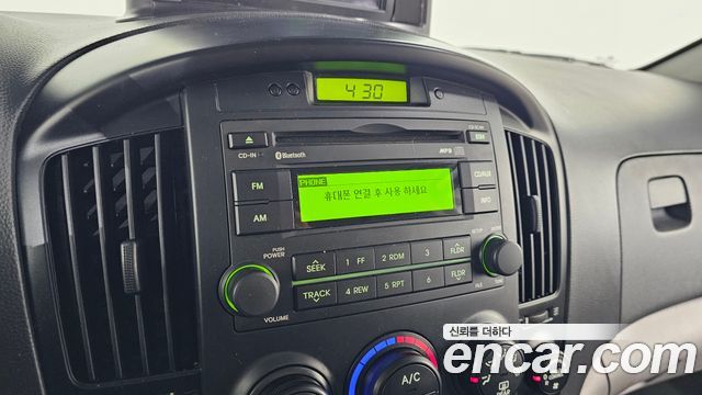 Hyundai Starex 2016 — photo 18