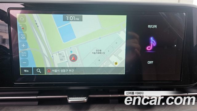 Kia Canival 2023 — photo 12