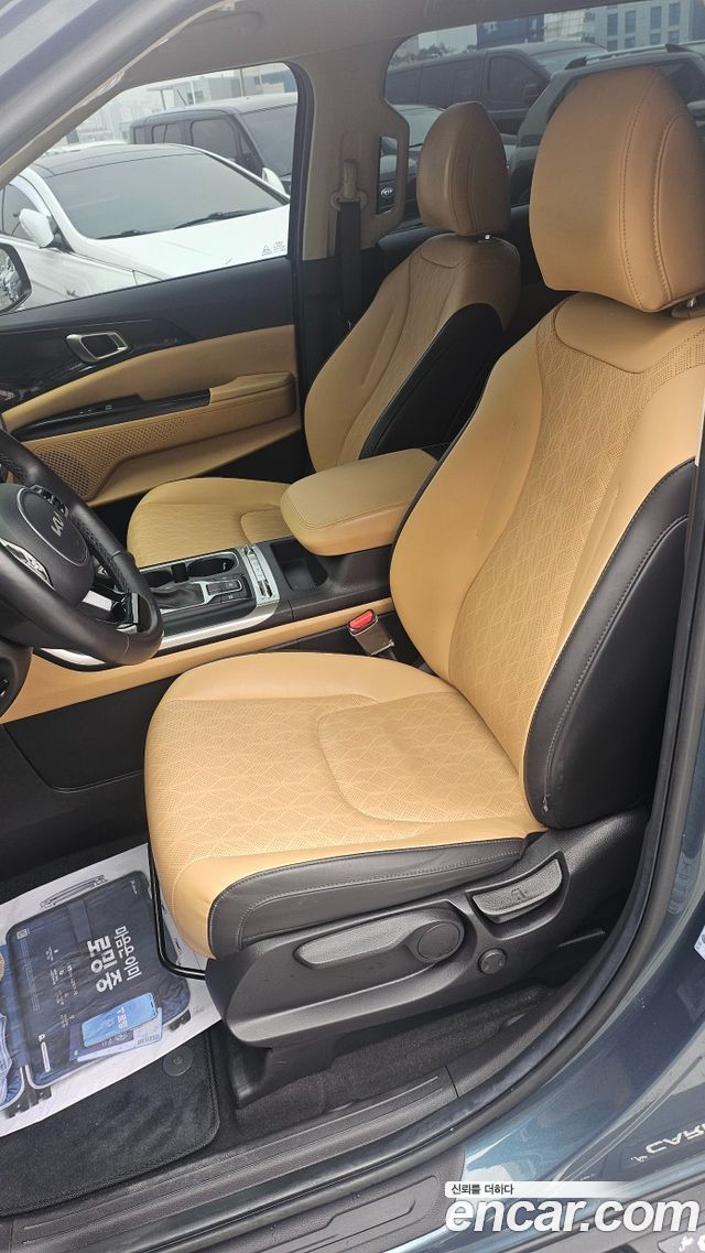 Kia Canival 2023 — photo 15