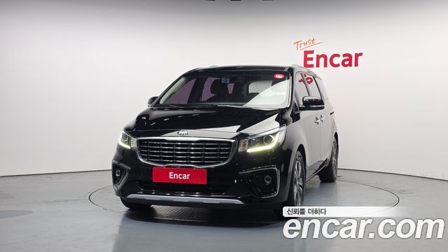 Kia Canival 2020 — photo 3