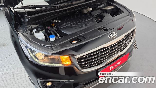 Kia Canival 2020 — photo 6