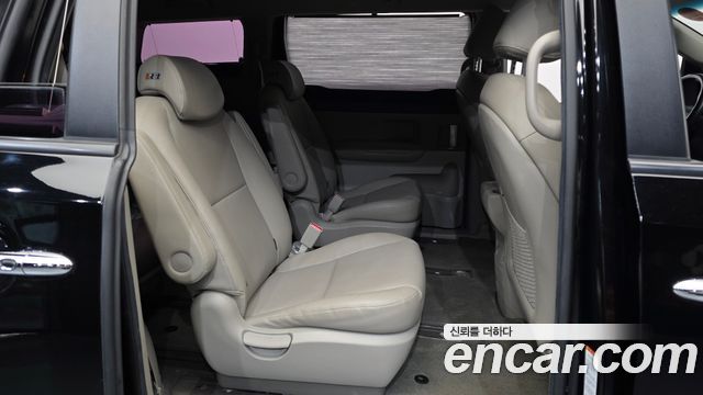 Kia Canival 2020 — photo 12