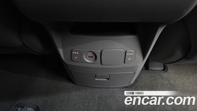 Kia Canival 2020 — photo 19
