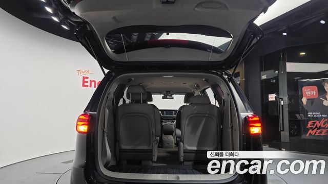 Kia Canival 2020 — photo 20