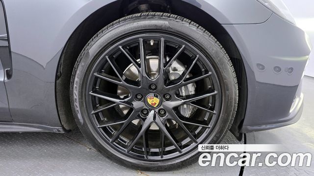 Porsche Panamera 2022 — photo 5