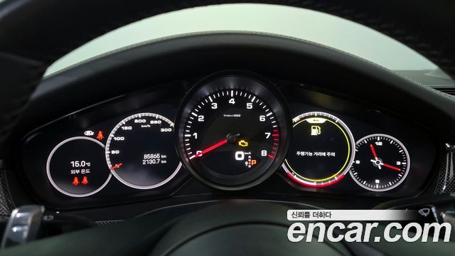 Porsche Panamera 2022 — photo 8