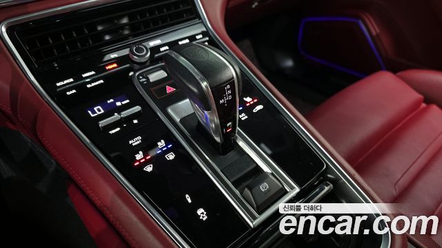 Porsche Panamera 2022 — photo 9