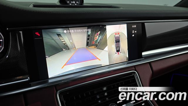 Porsche Panamera 2022 — photo 14