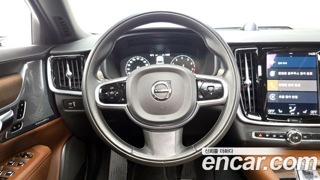 Volvo S90 2021 — photo 13