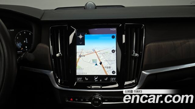 Volvo S90 2021 — photo 14
