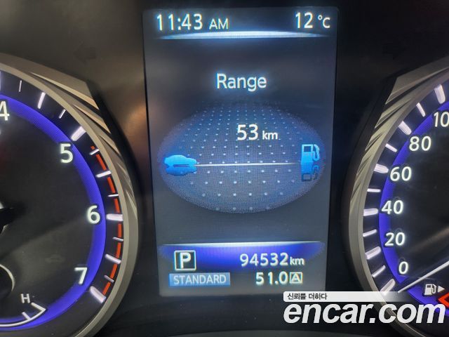 Infiniti Q50 2016 — photo 8
