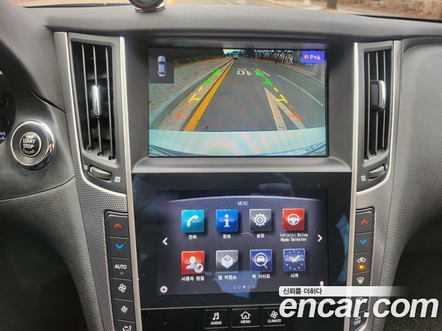 Infiniti Q50 2016 — photo 12