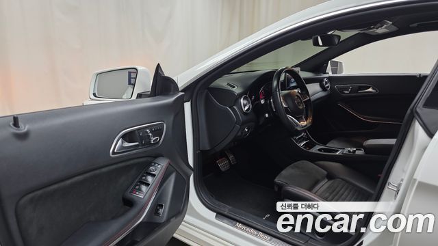Mercedes-Benz CLA-Class 2019 — photo 10