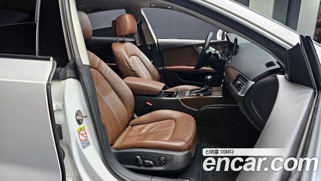 Audi A7 2015 — photo 10