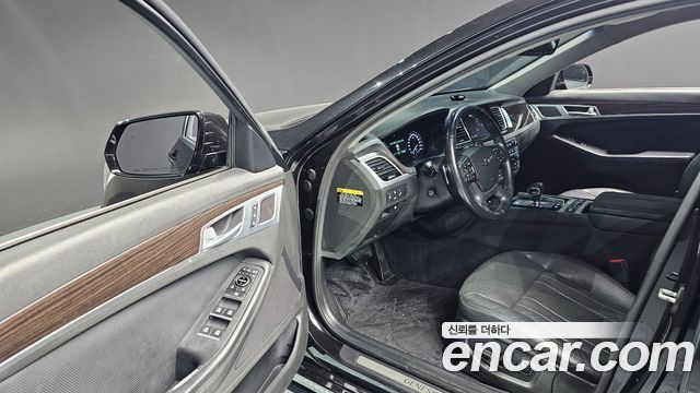 Genesis G80 2018 — photo 11