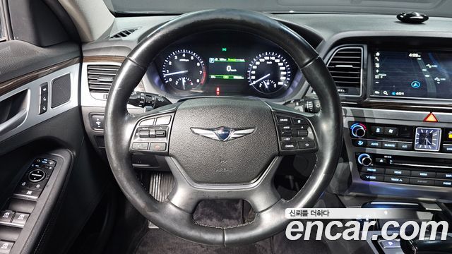 Genesis G80 2018 — photo 12
