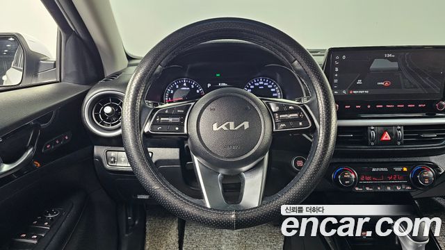 Kia K3 2022 — photo 16