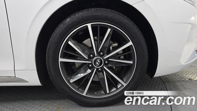 Hyundai Grandeur 2022 — photo 5