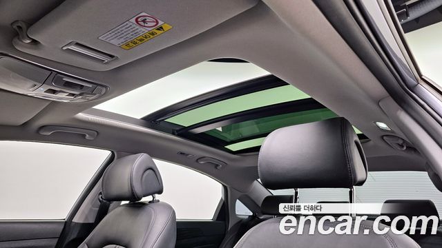 Hyundai Sonata 2015 — photo 17