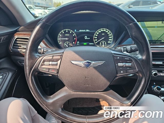 Genesis EQ900 2017 — photo 13