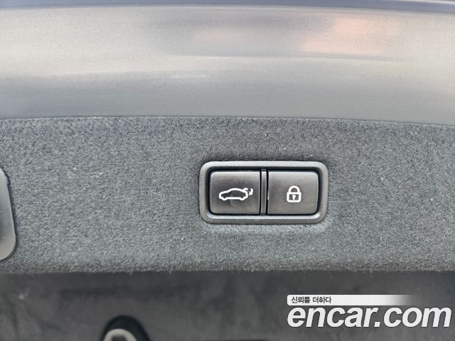 Genesis EQ900 2017 — photo 20