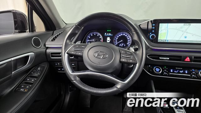 Hyundai Sonata 2022 — photo 13