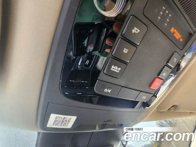 Kia Canival 2023 — photo 10